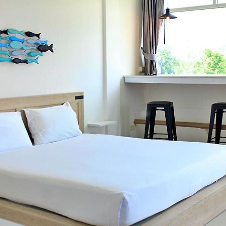 Slowlife Beach Nai Yang Beach Exterior foto