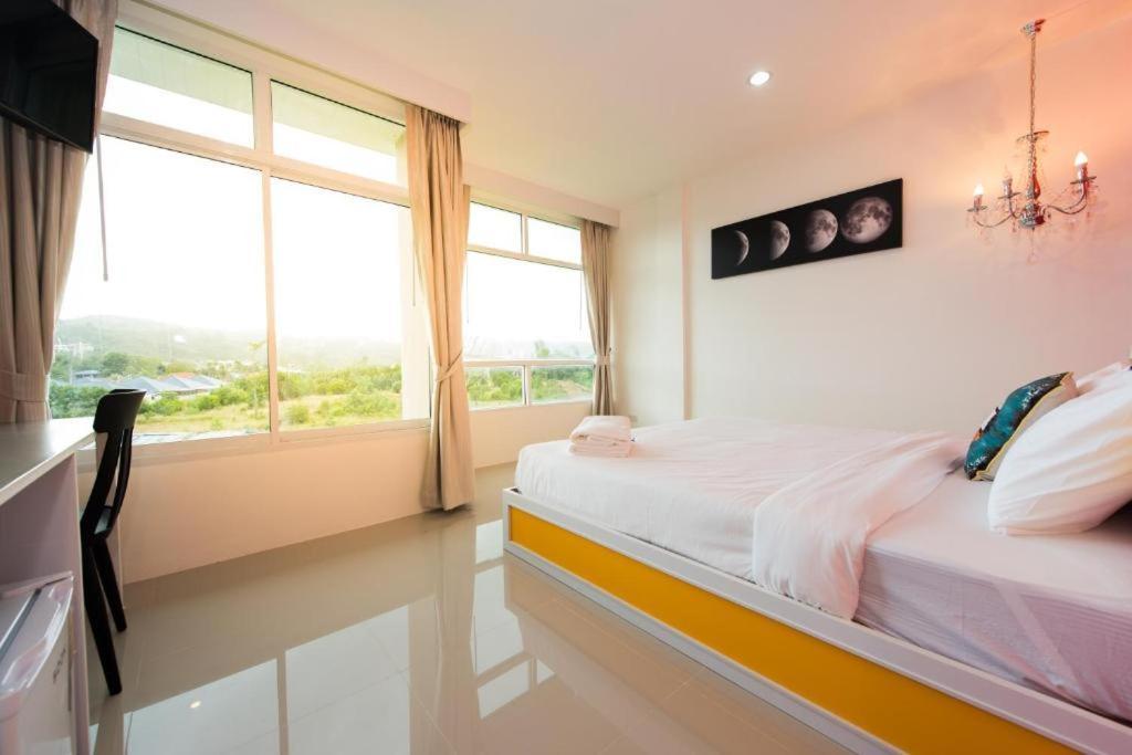 Slowlife Beach Nai Yang Beach Exterior foto